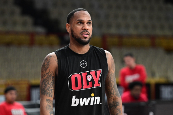 Ο Ολυμπιακός κοντράρεται με τον Κολοσσό στο ΣΕΦ – Ετοιμάζεται για ντεμπούτο ο Μόντε Μόρις