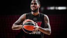 Ντεμπούτο για τον Μόρις στον Ολυμπιακό: Η 12άδα με τον Κολοσσό