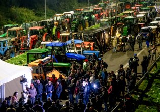 Αγρότες: «Δεν μας τρομάζουν οι εισαγγελείς» – Συνεχίζουν ανυποχώρητα τα μπλόκα, ανοίγουν τα διόδια