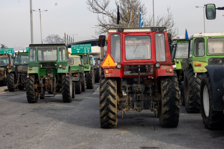 Επεισόδιο στο Αμύνταιο με αγρότες και αστυνομία κατά τα εγκαίνια του ΚΥ από τον Γεωργιάδη