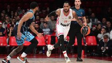 Τι έκανε ο Μόντε Μόρις στην πρώτη του εμφάνιση με τον Ολυμπιακό (vids)