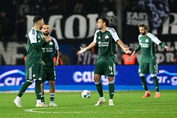 Παναθηναϊκός: «Ξέσπασε» ο κόσμος μετά την ήττα από τον ΠΑΟΚ – Στο στόχαστρο Αλαφούζος, Μπενίτεθ και παίκτες (pics)