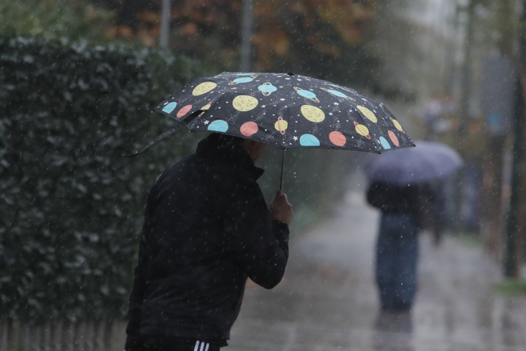 Καιρός: Ισχυρές βροχές και καταιγίδες σε Θεσσαλία και Εύβοια – Πού έπεσε ο μεγαλύτερος όγκος νερού