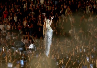 Άννα Βίσση: Η τελευταία μεγάλη της συναυλία στο Καλλιμάρμαρο έρχεται αποκλειστικά στο MEGA