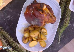 Συνταγή: Χοιρινό με baby πατάτες