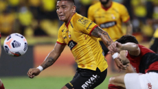 Ο θάνατος στο γήπεδο: Το ποδόσφαιρο του Ισημερινού κάτω από την ομηρία της Μαφίας