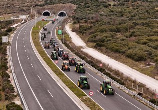 Αγρότες: Μετά από ένα μήνα ο Τσιάρας πετάξει ξανά το μπαλάκι στα μπλόκα