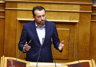 Έπιασε στασίδι ο Παππάς στην αναμονή εισιτηρίου για την πρώτη θέση