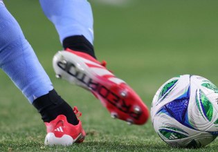 Συνελήφθη διεθνής ποδοσφαιριστής στην Αγγλία ως ύποπτος για επίθεση