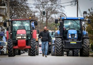 Αγρότες: Κλειστός επ’ αόριστον για φορτηγά ο Προμαχώνας – Μπλόκο και στο ρεύμα προς Θεσσαλονίκη στα Μάλγαρα