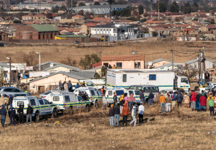 Μακελειό στο Γιοχάνεσμπουργκ: Δέκα νεκροί από πυροβολισμούς ενόπλων