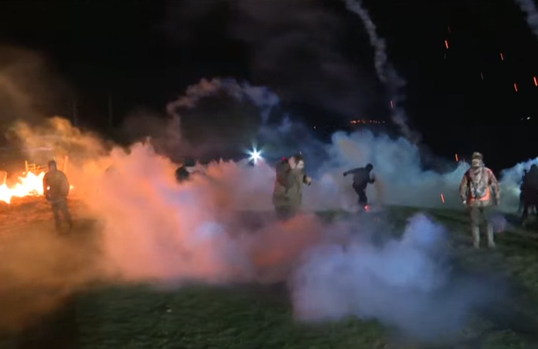 Γαλλία: Αντιμέτωπη με την οργή των αγροτών η κυβέρνηση – Δακρυγόνα και καταστολή σε κινητοποιήσεις