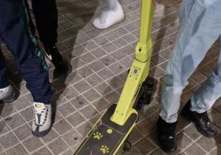 Θεσσαλονίκη: Μοτοσικλετιστής εμβόλισε και γρονθοκόπησε αναβάτη ηλεκτρικού πατινιού