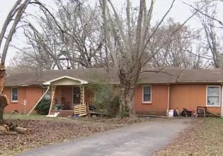 ΗΠΑ: Τραγωδία στο Τενεσί – Παππούς και 3 μηνών εγγονή κατασπαράχθηκαν από τα σκυλιά της οικογένειας