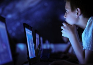 Το «παραλήρημα» της ΑΙ απειλεί την ψυχική υγεία – Αμερικανοί εισαγγελείς προειδοποιούν τις Big Tech