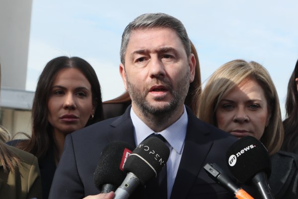 Ανδρουλάκης: Επισκέφθηκε το 10ο Ειδικό Σχολείο Αθηνών – Ελλειμματικό και άνισο το εκπαιδευτικό σύστημα