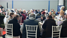 Δήμος Αθηναίων: Χριστουγεννιάτικο Γεύμα Αγάπης σε άστεγους και οικονομικά ευάλωτους πολίτες