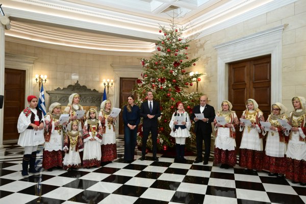 Τα πρωτοχρονιάτικα κάλαντα στον Μητσοτάκη από την Ένωση Λιοσιωτών Ιλίου