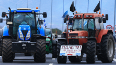 Αγρότες: Δεν πτοούνται από τις διασπαστικές κινήσεις και ετοιμάζουν ρεβεγιόν στα μπλόκα – Κλείνουν από σήμερα δρόμους