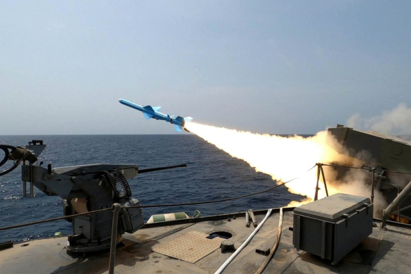 Ιράν: Πυραυλικές ασκήσεις σε διάφορες πόλεις της χώρας σύμφωνα με κρατικά ΜΜΕ