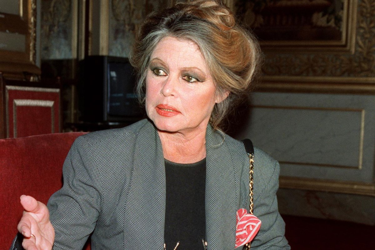 Κηδεία Μπριζίτ Μπαρντό – Ανεπιθύμητος ο Μακρόν, παρούσα η ακροδεξιά ηγέτιδα Λε Πεν