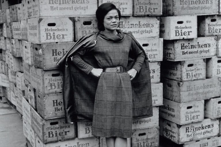 «Ήταν ποιητικό» – Έρθα Κιτ, η τραγουδίστρια του «Santa Baby» πέθανε την ημέρα των Χριστουγέννων του 2008