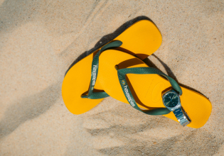 Havaianas – Και για ποιον λόγο, παρακαλώ, η Δεξιά μποϊκοτάρει τις αγαπημένες σαγιονάρες της Βραζιλίας;