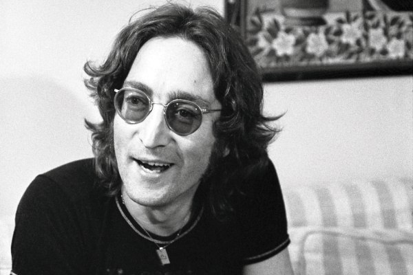 Όταν ο Τζον Λένον τρέλανε τους πάντες βγάζοντας ένα μαχαίρι σε ένα πάρτι στη Νέα Υόρκη