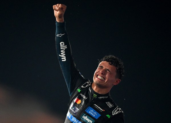 Formula 1: Πρωταθλητής ο Λάντο Νόρις (vids+pics)