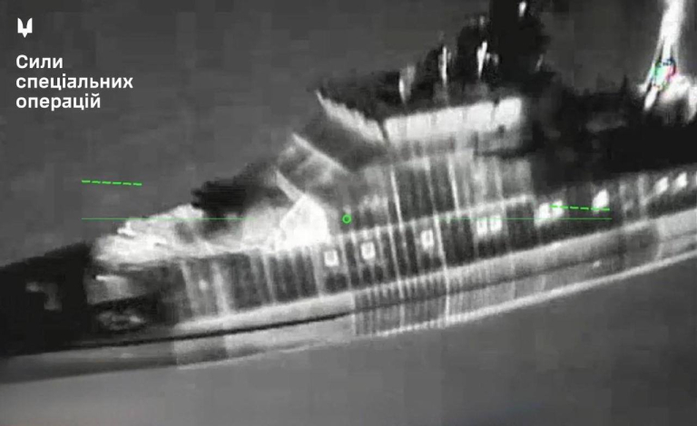 Ουκρανία: Πλήγματα σε εξέδρα πετρελαίου και πολεμικό πλοίο στην Κασπία