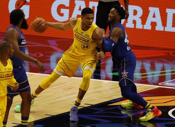 Πρώτος σε ψήφους στην Ανατολική Περιφέρεια του All Star Game ο Γιάννης Αντετοκούνμπο