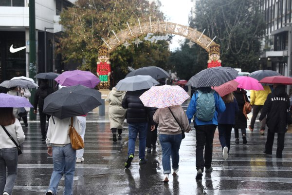 Κακοκαιρία Byron: Στο «βαθύ κόκκινο» η Αττική – Οι περιοχές που θα δεχτούν τα ισχυρά φαινόμενα