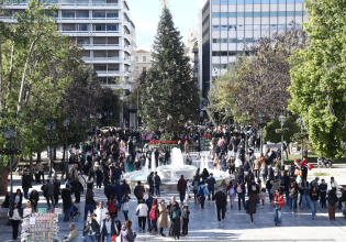 Λιανεμπόριο: Δύο τελευταίες Κυριακές με τα μαγαζιά ανοιχτά – Τι προσδοκά η αγορά για να σωθεί ο φετινός τζίρος