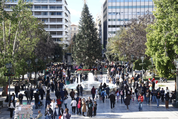Λιανεμπόριο: Δύο τελευταίες Κυριακές με τα μαγαζιά ανοιχτά – Τι προσδοκά η αγορά για να σωθεί ο φετινός τζίρος