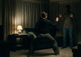 Θεσσαλονίκη: Γνώστρια πολεμικών τεχνών ξέφυγε από τον σύντροφό της που επιχείρησε να την πνίξει με κορδόνια