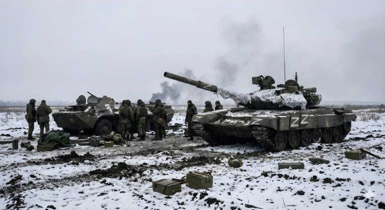 Εκτός λειτουργίας ο πυρηνικός σταθμός στη Ζαπορίζια – Ρωσικό πλήγμα στο σιδηρόδρομο κοντά στο Κίεβο