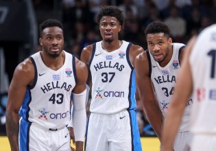 Θανάσης Αντετοκούνμπο στο Baskettalk για την οικογένειά του: «Όταν συντονιστούμε, μπορούμε να πετύχουμε το αδύνατο»