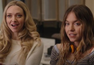 Η συμβουλή της Αμάντα Σάιφρεντ στην συμπρωταγωνίστρια της, Σίντνεϊ Σουίνι – «Γ@μ@ το TikTok!»