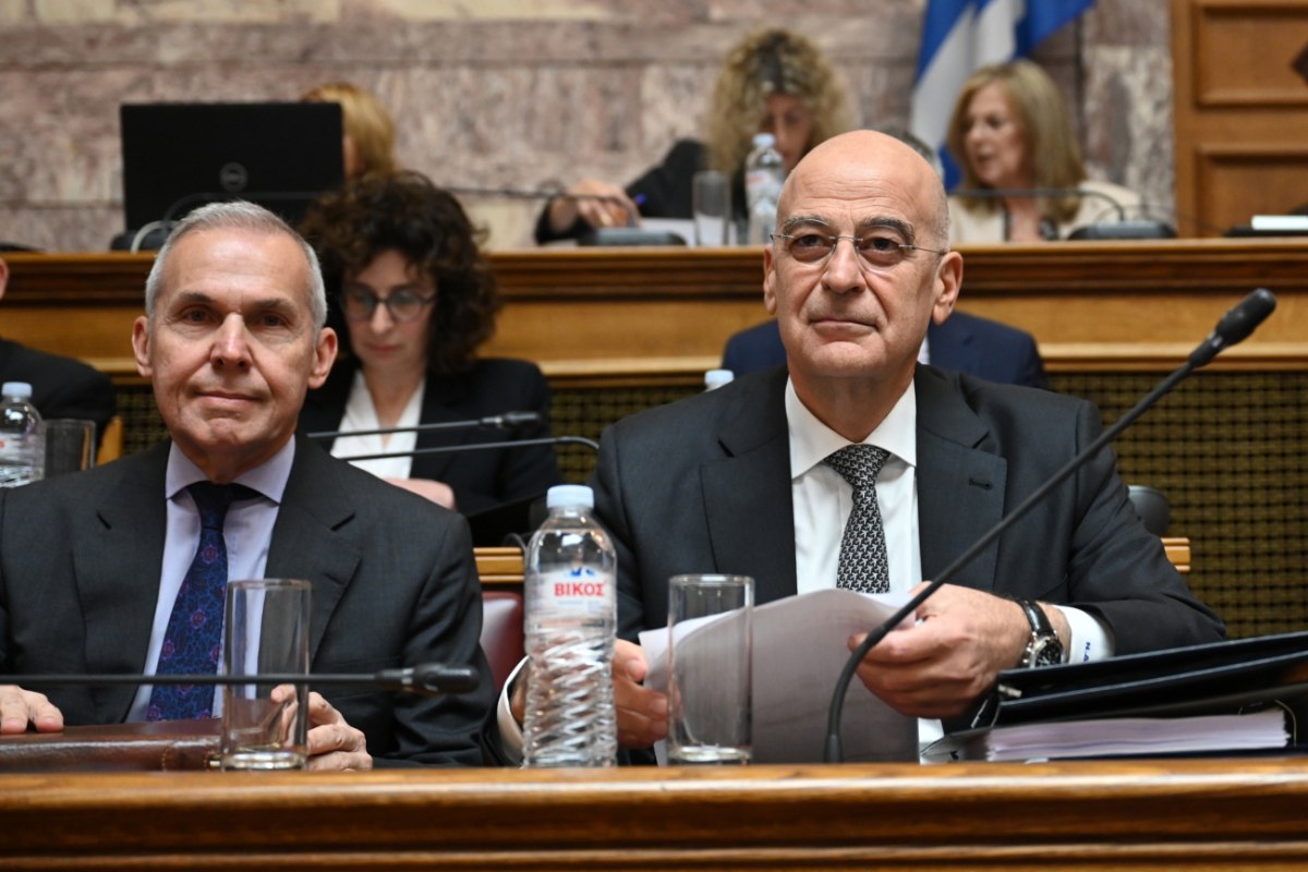 Δένδιας: Η Ελλάδα αντιμετωπίζει συνεχή και συγκεκριμένη απειλή, αδιανόητη κάθε συζήτηση για εφησυχασμό – Εθνική μας υποχρέωση η μετάβαση των ΕΔ στη νέα εποχή