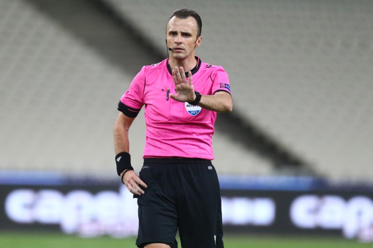 FIFA: Οι 16 Ευρωπαίοι διαιτητές που είναι υποψήφιοι για το Μουντιάλ 2026