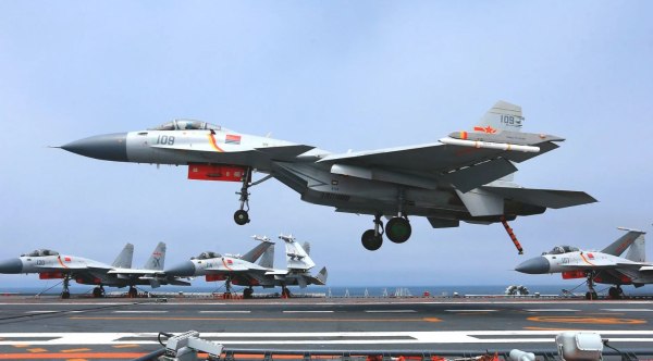 Θερμό επεισόδιο ανάμεσα σε Κίνα – Ιαπωνία με κινεζικά μαχητικά να «λοκάρουν» παρατεταμένα ιαπωνικά