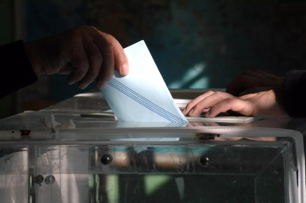 Τεχνητή νοημοσύνη και πολιτική – Ενημέρωση γρήγορη, πολλή και αδιαφανής