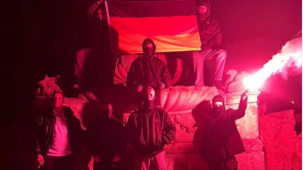 «Τελευταίο Κύμα ‘Αμυνας»: Βαριές κατηγορίες σε νεοναζιστική οργάνωση για τρομοκρατία στη Γερμανία