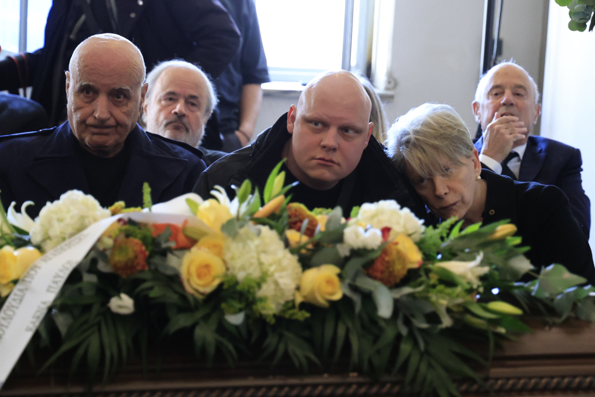 Με ένα θερμό χειροκρότημα το τελευταίο «αντίο» στη Σύλβα Ακρίτα