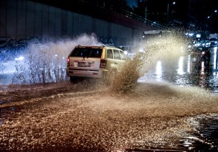 Κακοκαιρία Byron: Συναγερμός στη μισή χώρα – Ταυτόχρονα 112 σε πολλές περιοχές