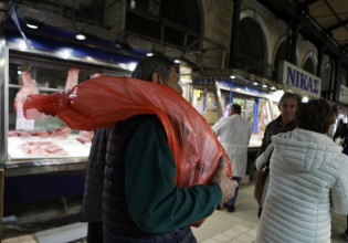 Tι ψώνισαν οι Έλληνες στις γιορτές: Το χριστουγεννιάτικο τραπέζι «κατάπιε» πάνω από το 1/3 των δαπανών