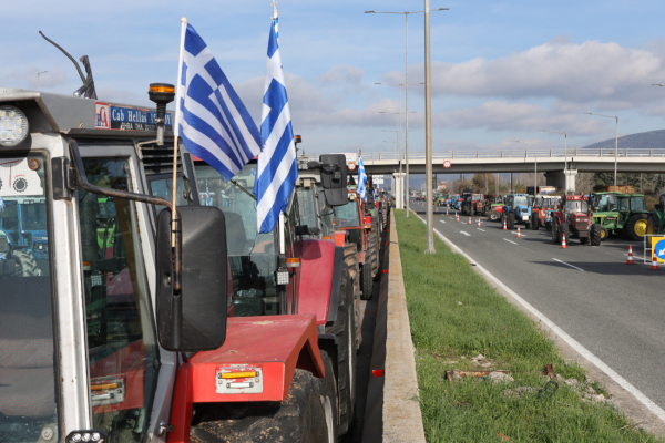 Τσουκαλάς: Σε σχέση με τους αγρότες ο πρωθυπουργός πέρασε από τις υποσχέσεις, στις κατασχέσεις