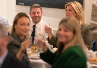 Το παρασκήνιο της συνάντησης του Ανδρουλάκη με τους Βουλευτές του ΠΑΣΟΚ, ο προϋπολογισμός και οι «ψίθυροι» στα τραπέζια της Καισαριανής