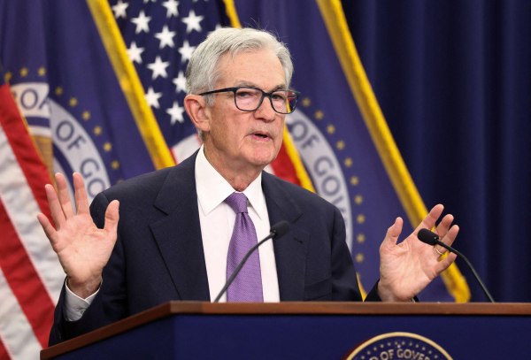 Νέα μείωση επιτοκίων κατά 0,25% από τη Fed