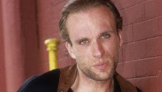 Πίτερ Γκριν: Πέθανε ο ηθοποιός που ξεχώρισε για τον ρόλο του «κακού» στο Pulp Fiction και τη «Μάσκα»